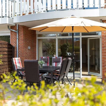 Apartment W1 - Gaestehaus Christian-westphal-str 60 - Feriendomizil Hollich Groemitz